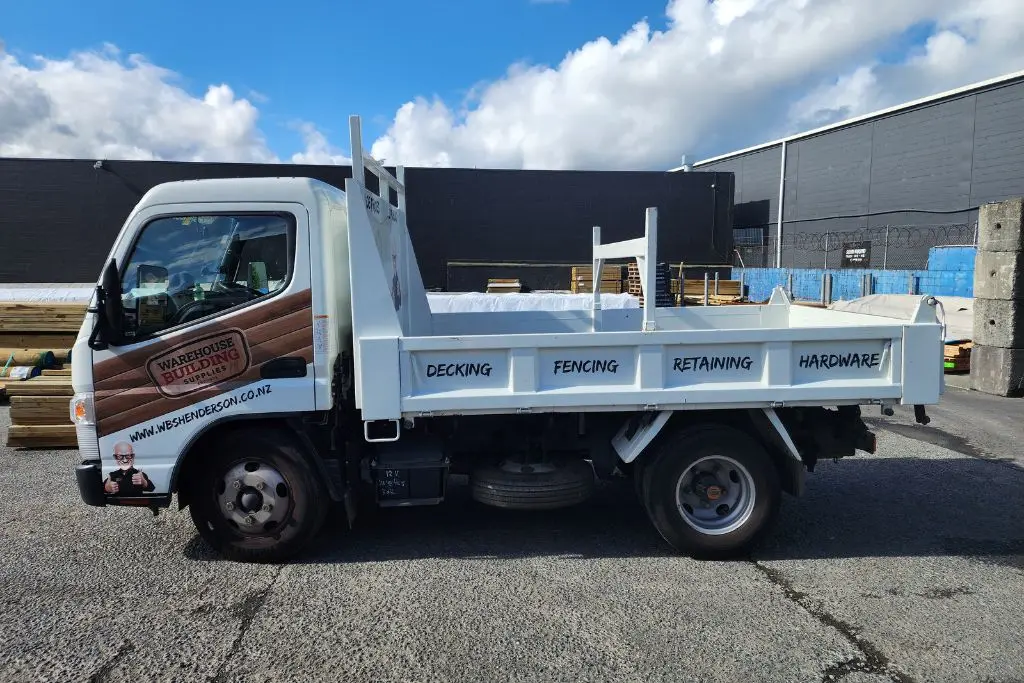 wbs-henderson-little-tipper truck