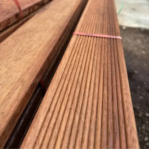 [KWILA10025] KWILA Decking Premium Griptread FSC VERIFIED | 90 x 19mm
