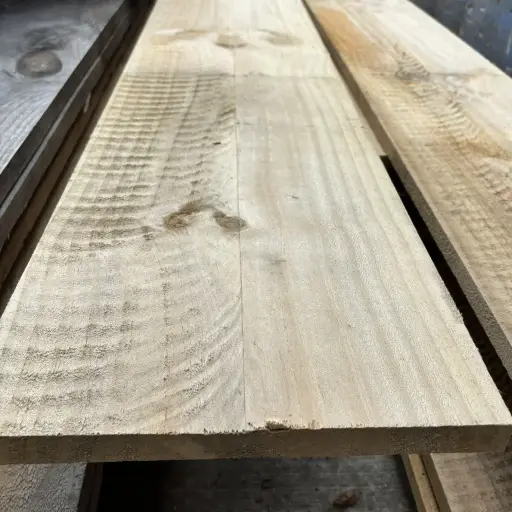 [BOX300] BOXING Radiata Pine Untreated Rough Sawn 300 x 25